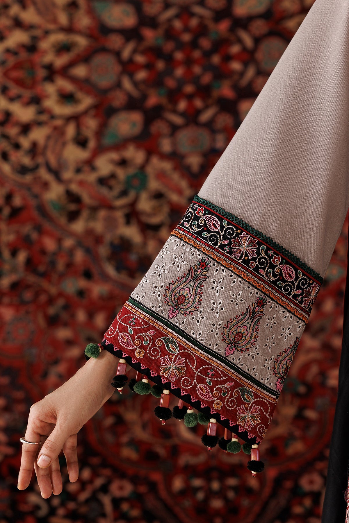 EMBROIDERED PREMIUM KHADDAR UW-0254