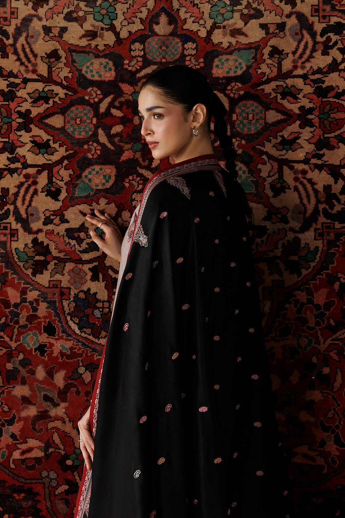 EMBROIDERED PREMIUM KHADDAR UW-0254