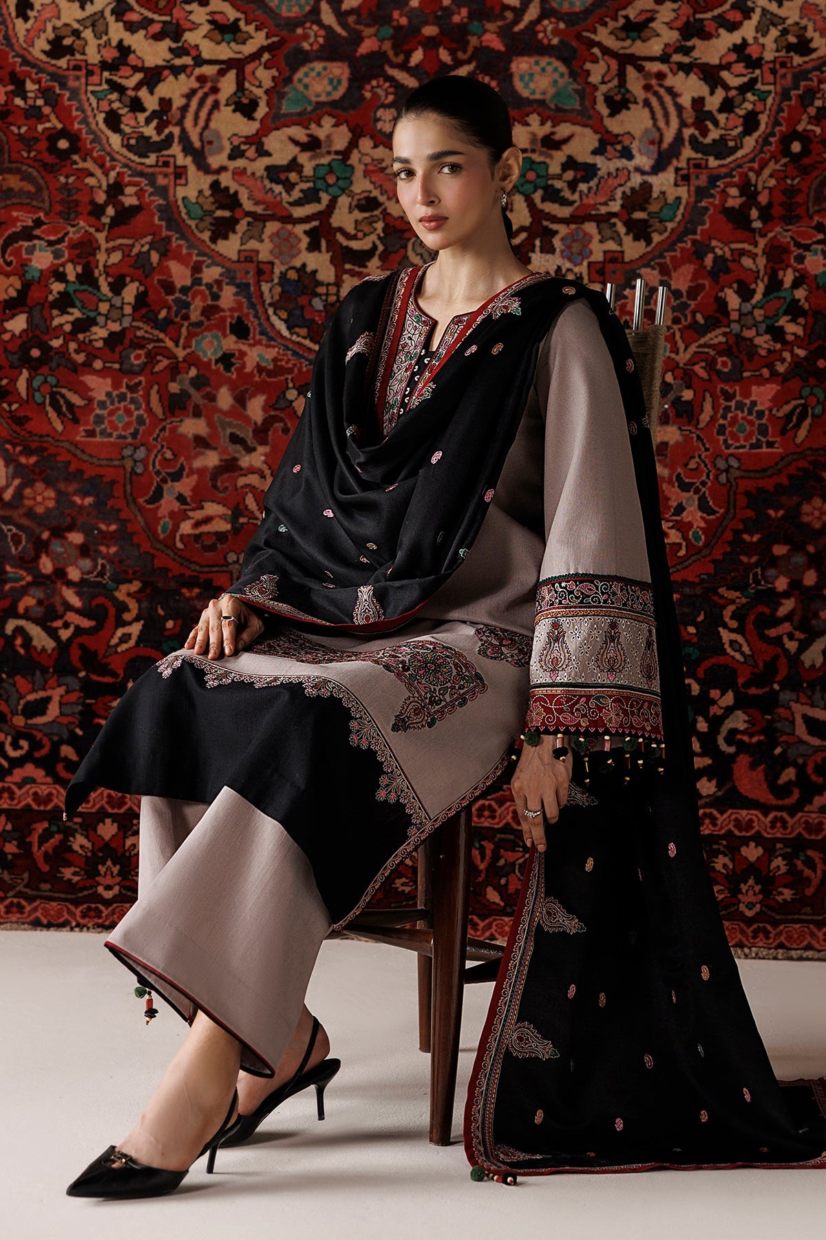 EMBROIDERED PREMIUM KHADDAR UW-0254