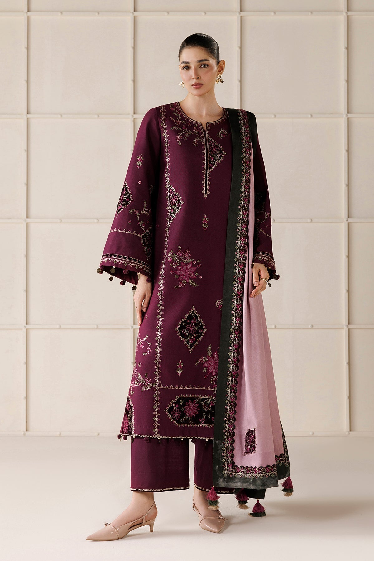 EMBROIDERED PREMIUM KHADDAR UW-0288