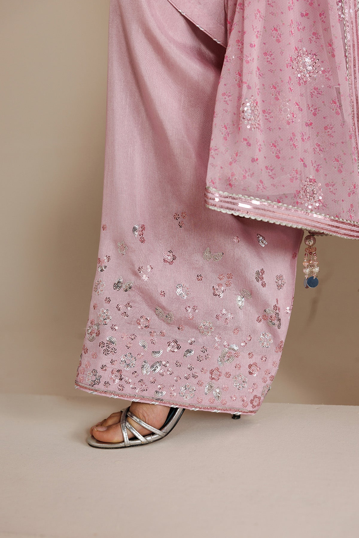 EMBROIDERED RAW SILK UR-7082