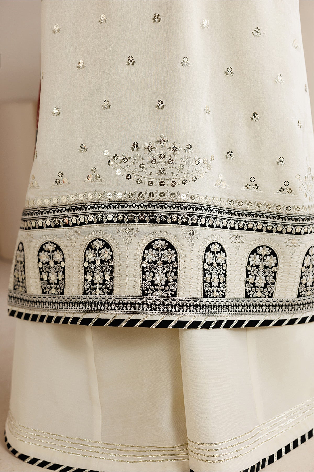 EMBROIDERED RAW SILK UR-7080