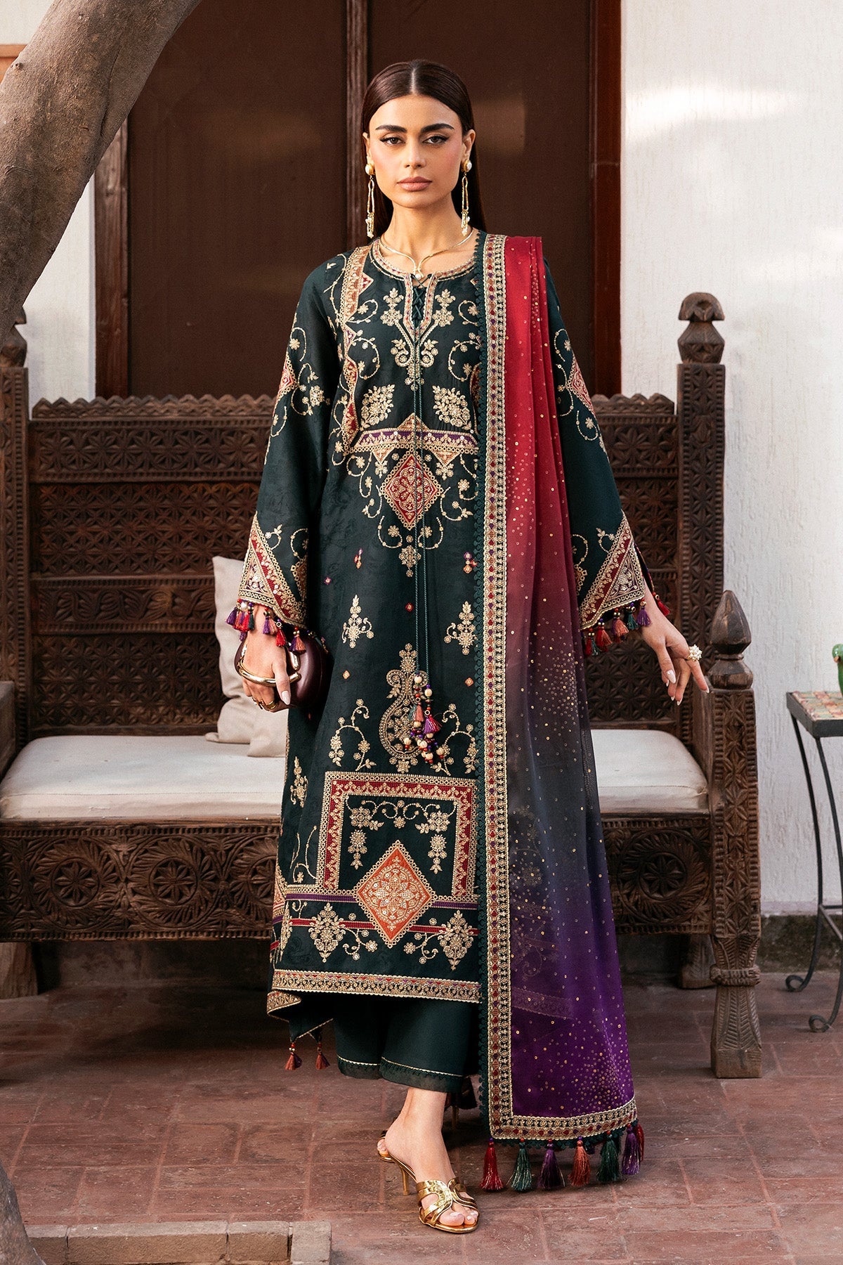Embroidered Luxury Lawn SL26-D03