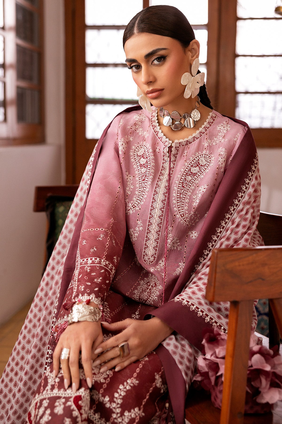 Embroidered Luxury Lawn SL26-D08