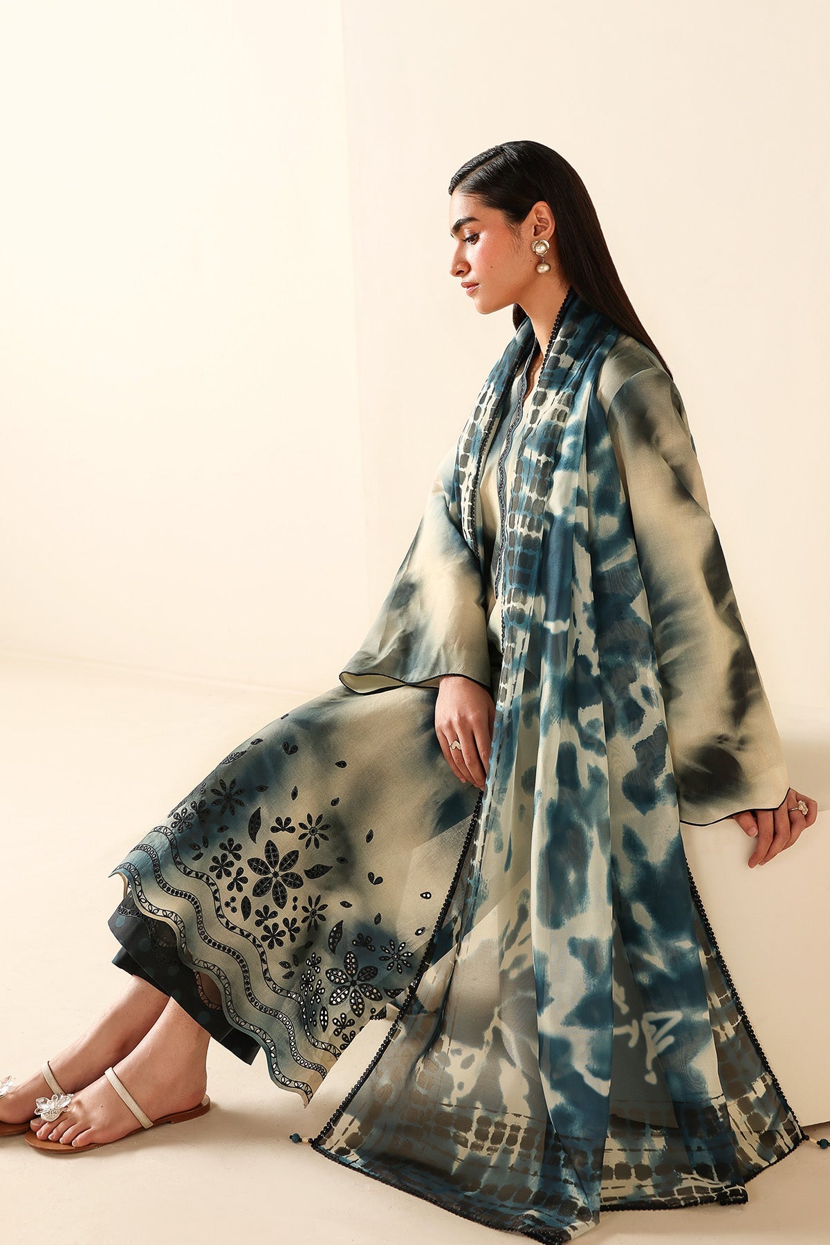 EMBROIDERED LAWN RTW-9325