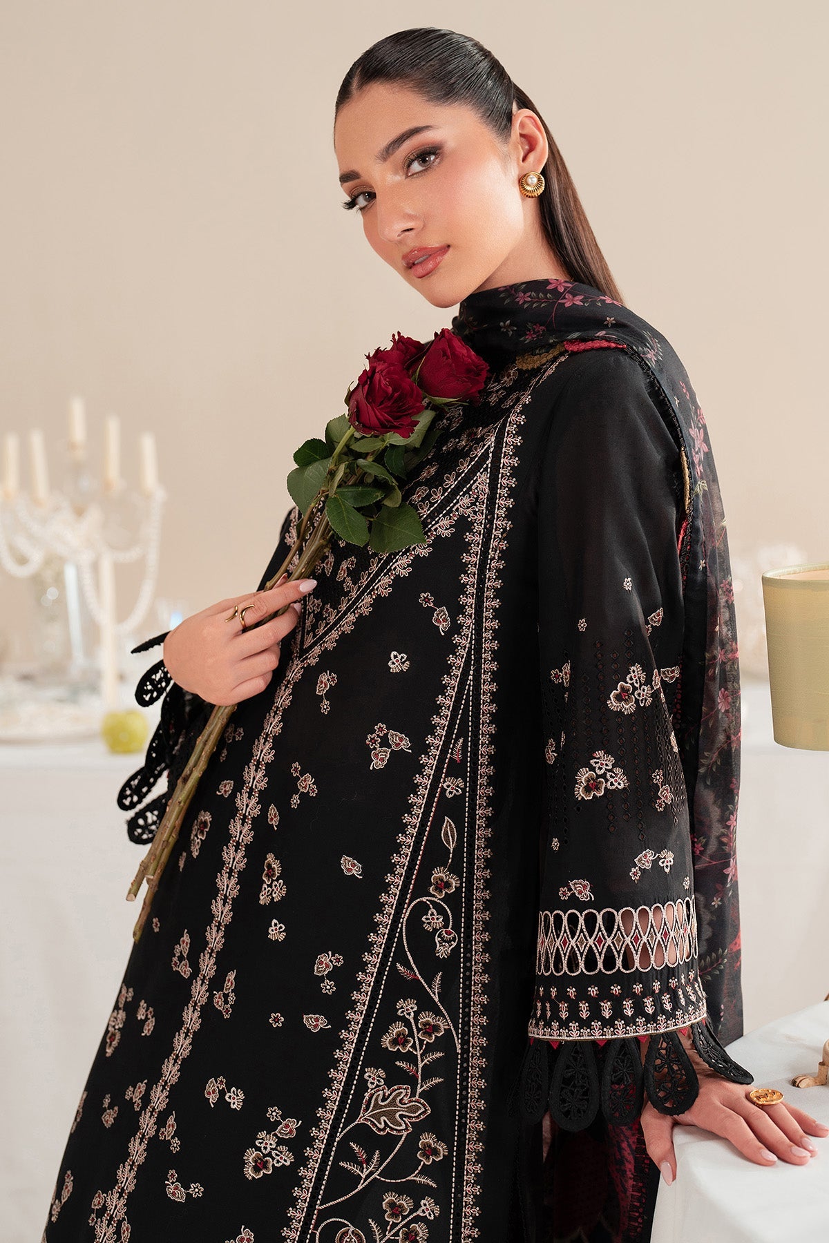 EMBROIDERED LAWN IL'25-D07