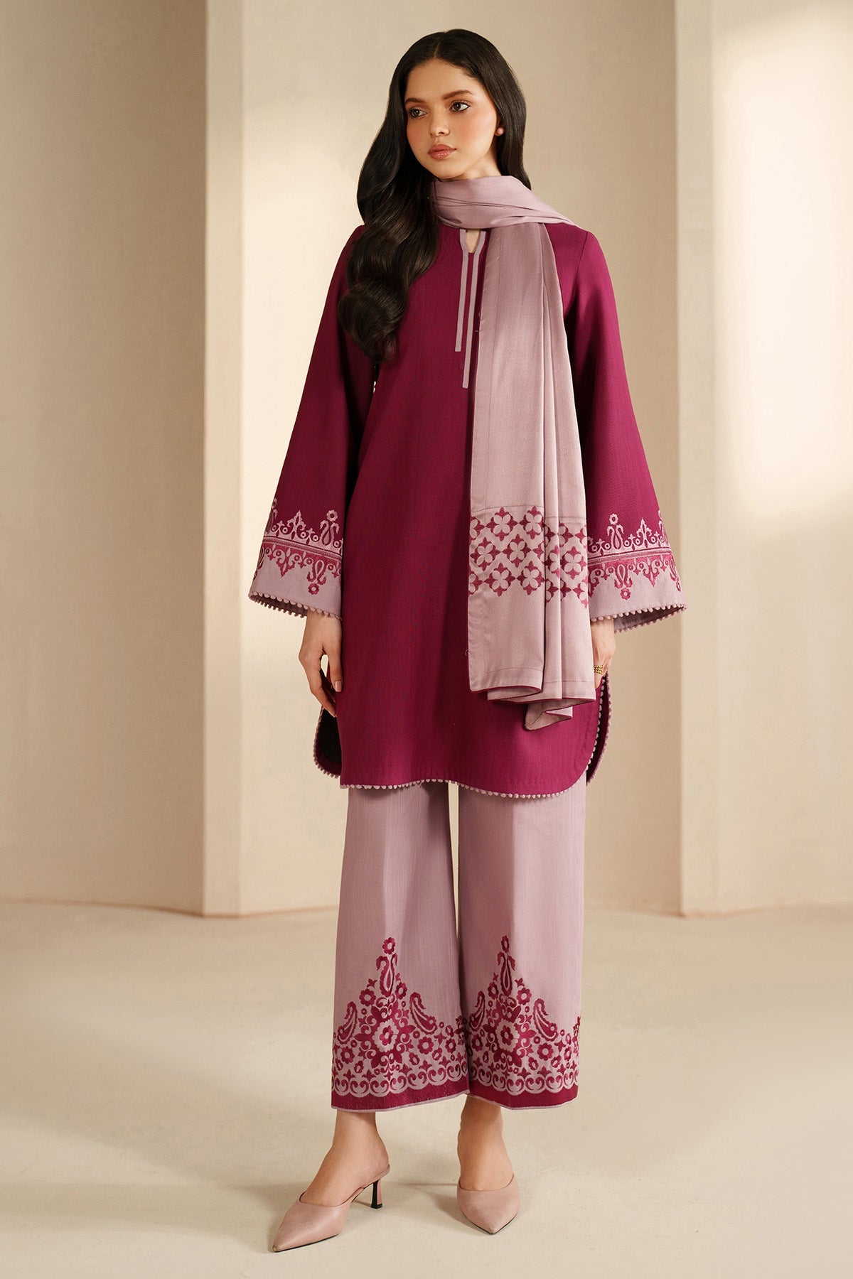 EMBROIDERED KHADDAR UW-0193