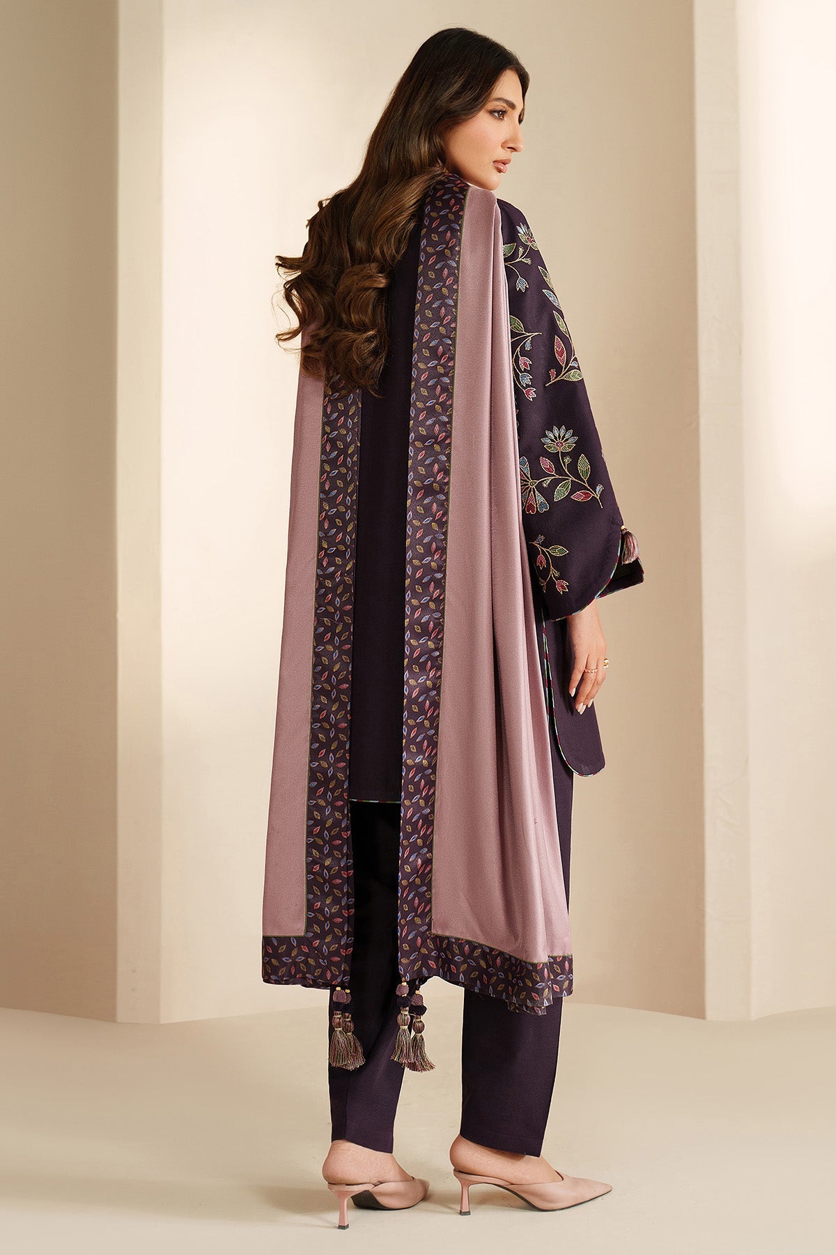 EMBROIDERED KHADDAR UW-0166