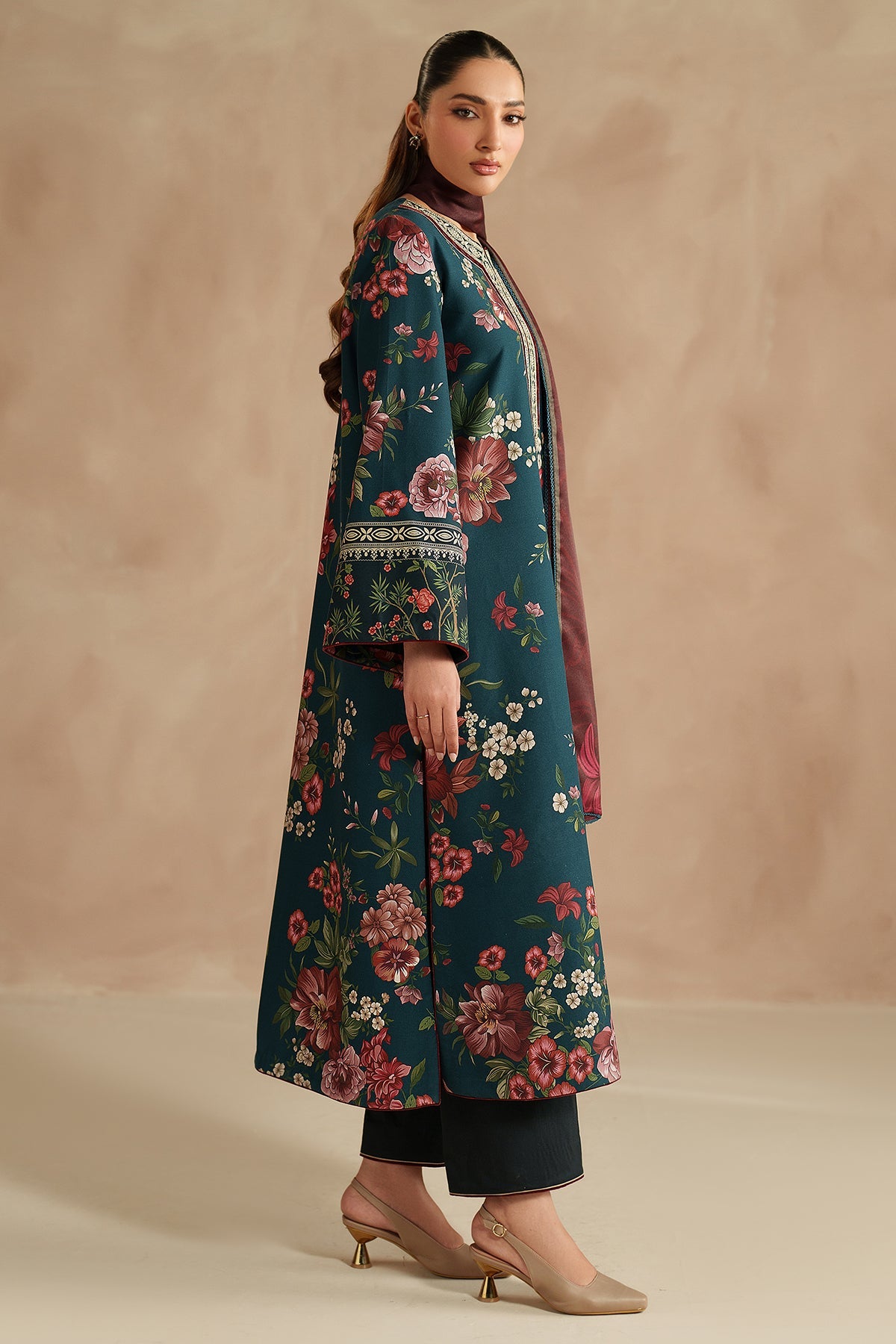 EMBROIDERED PREMIUM VISCOSE UW-0209