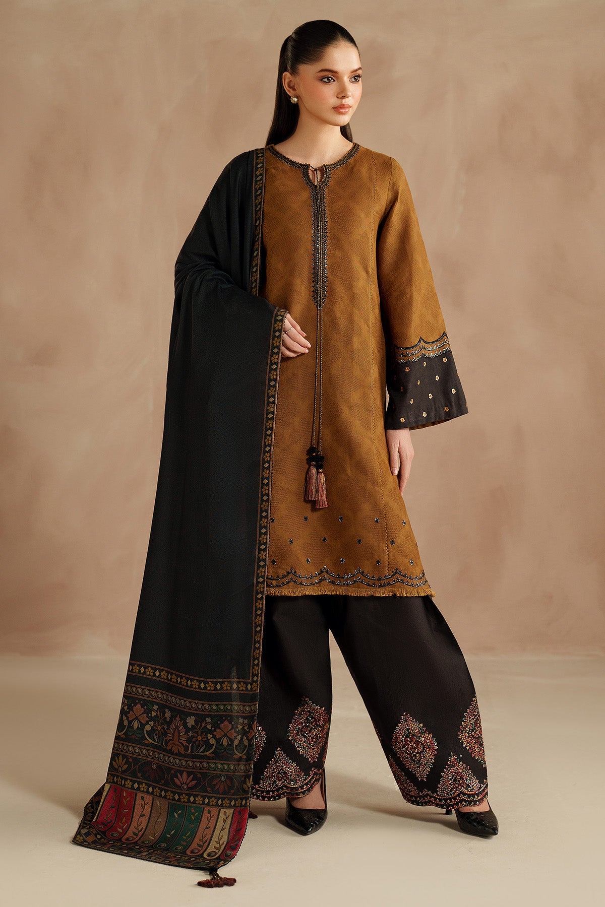 EMBROIDERED JACQUARD KHADDAR UW-0211