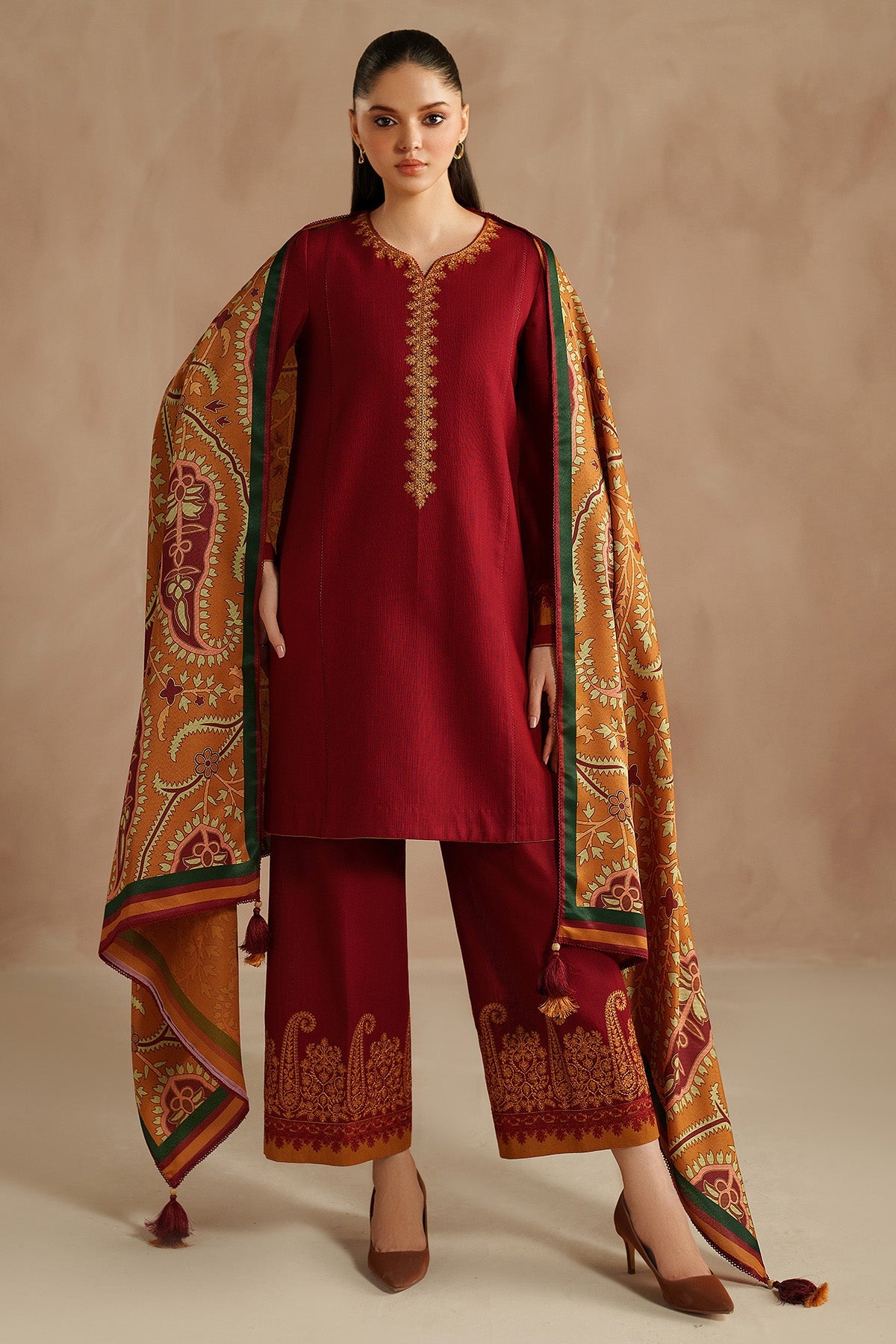 EMBROIDERED KHADDAR UW-0187