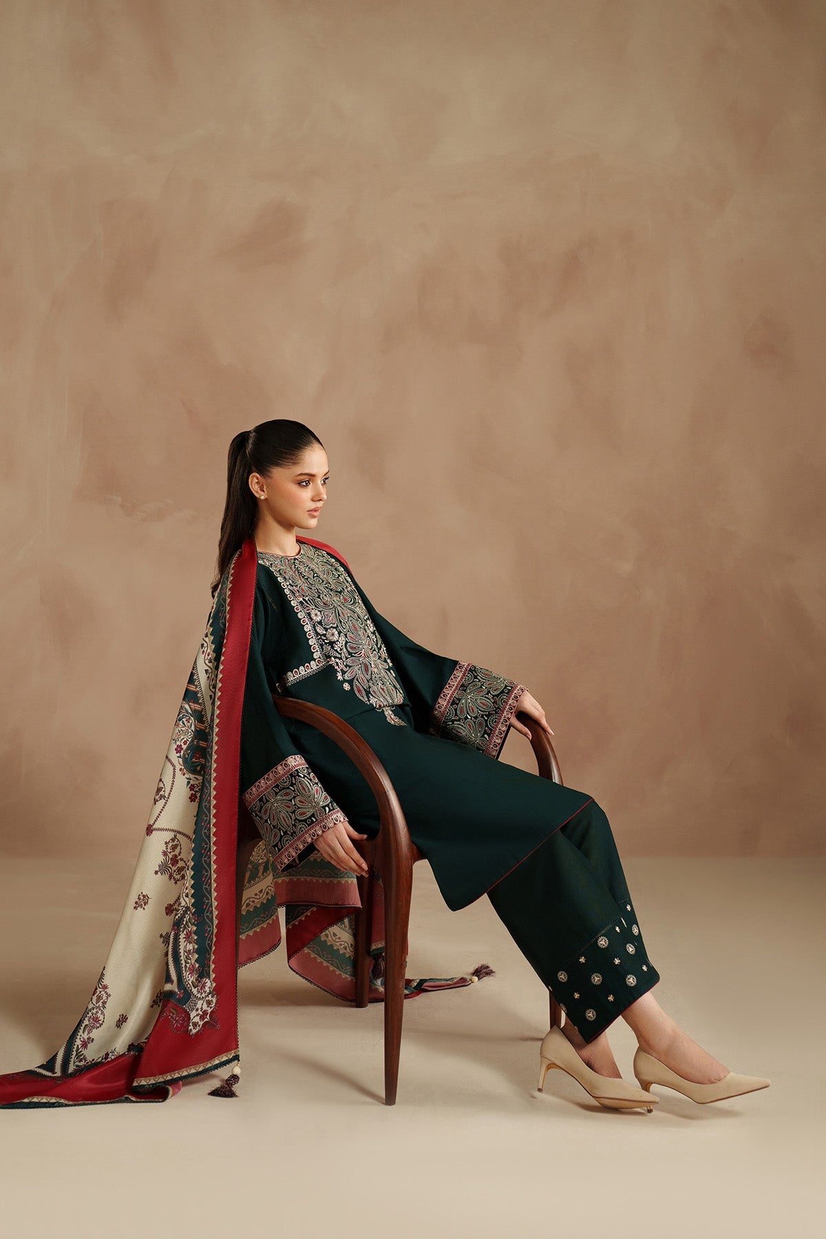 EMBROIDERED KHADDAR UW-0143