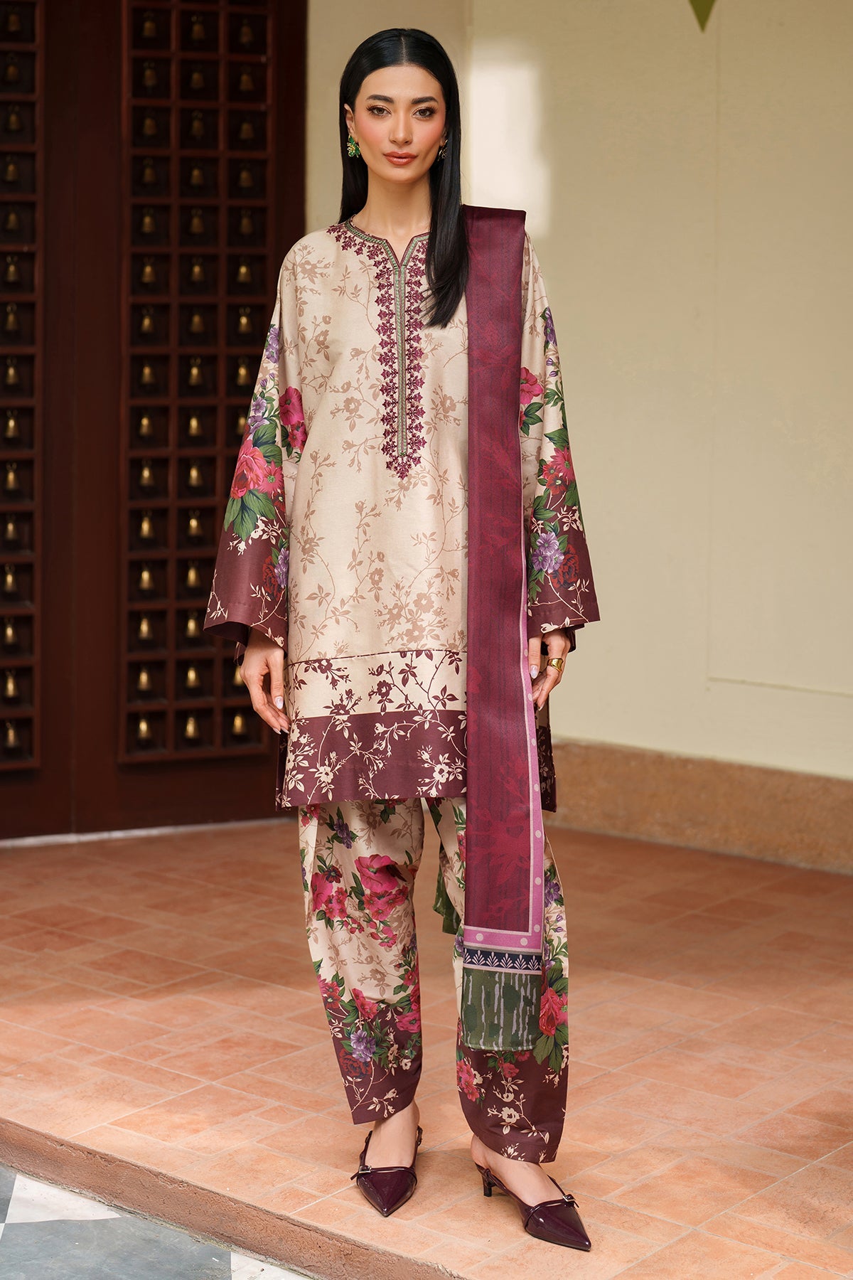 EMBROIDERED PREMIUM VISCOSE UW-0185