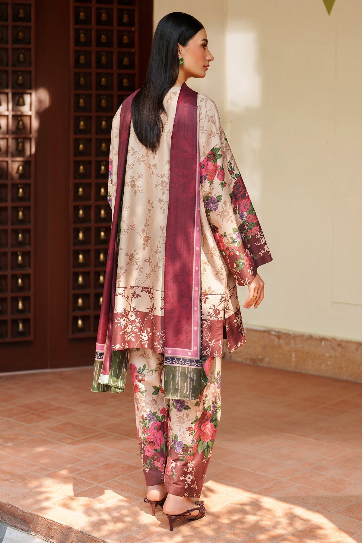 EMBROIDERED PREMIUM VISCOSE UW-0185