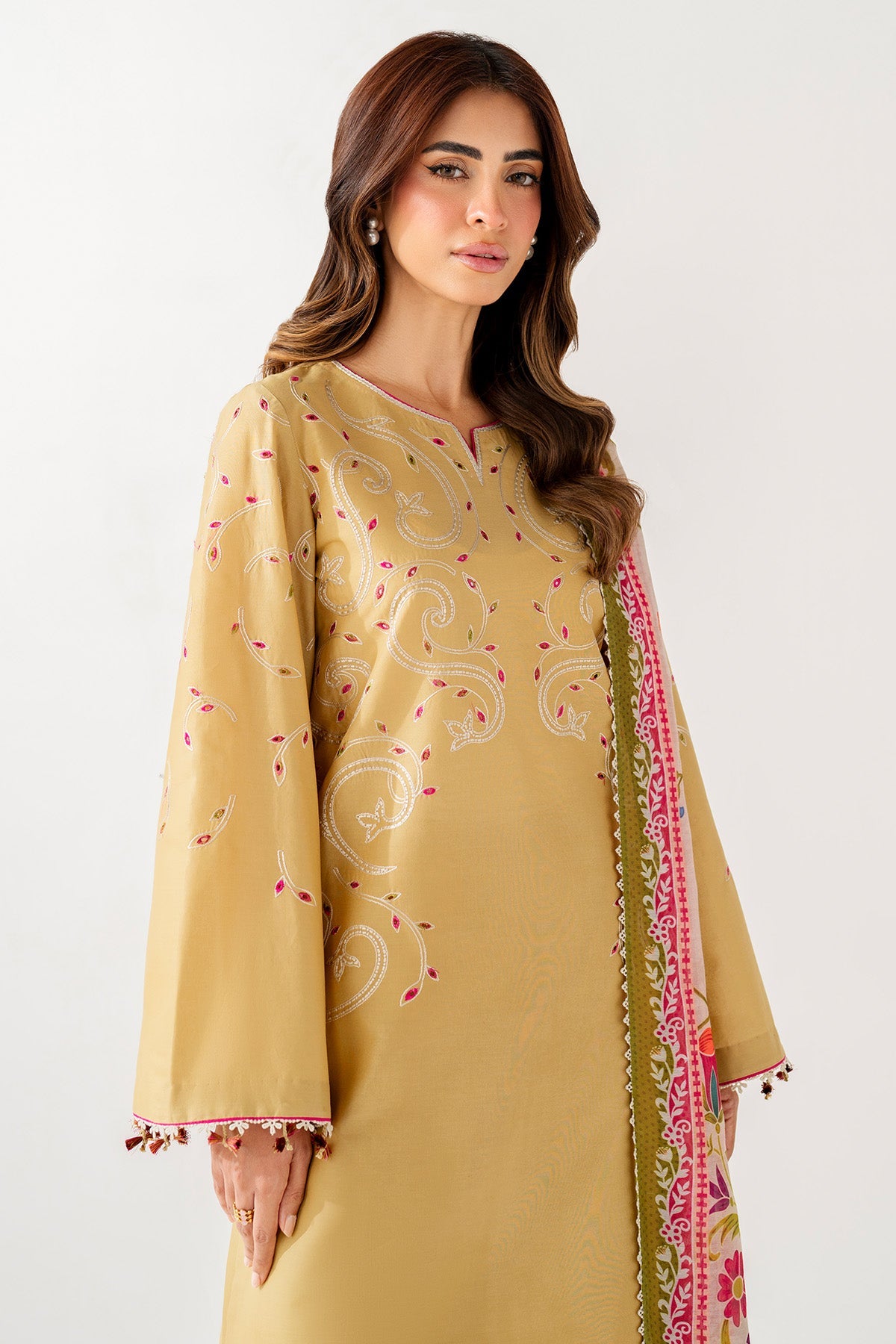 EMBROIDERED LAWN USE-9282