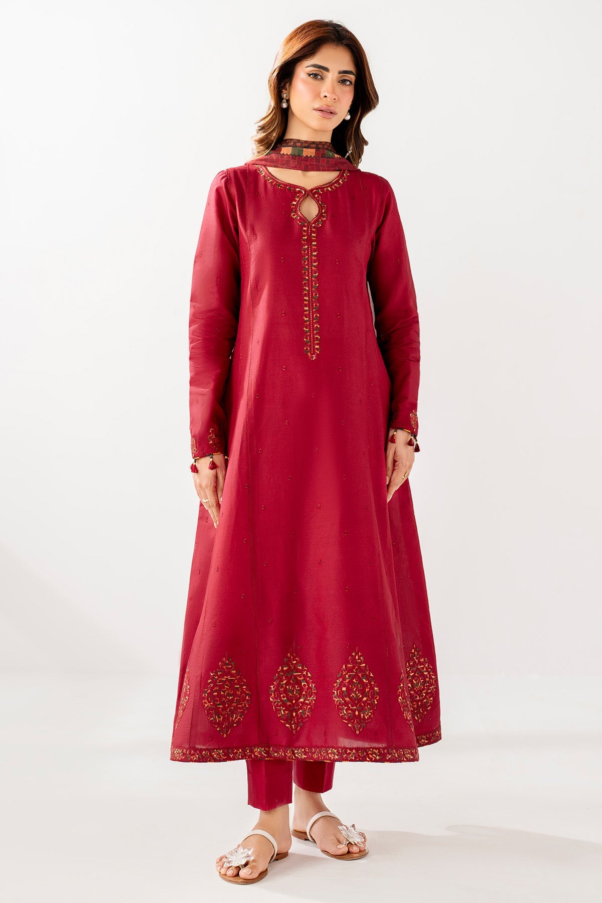 EMBROIDERED LAWN USE-9244