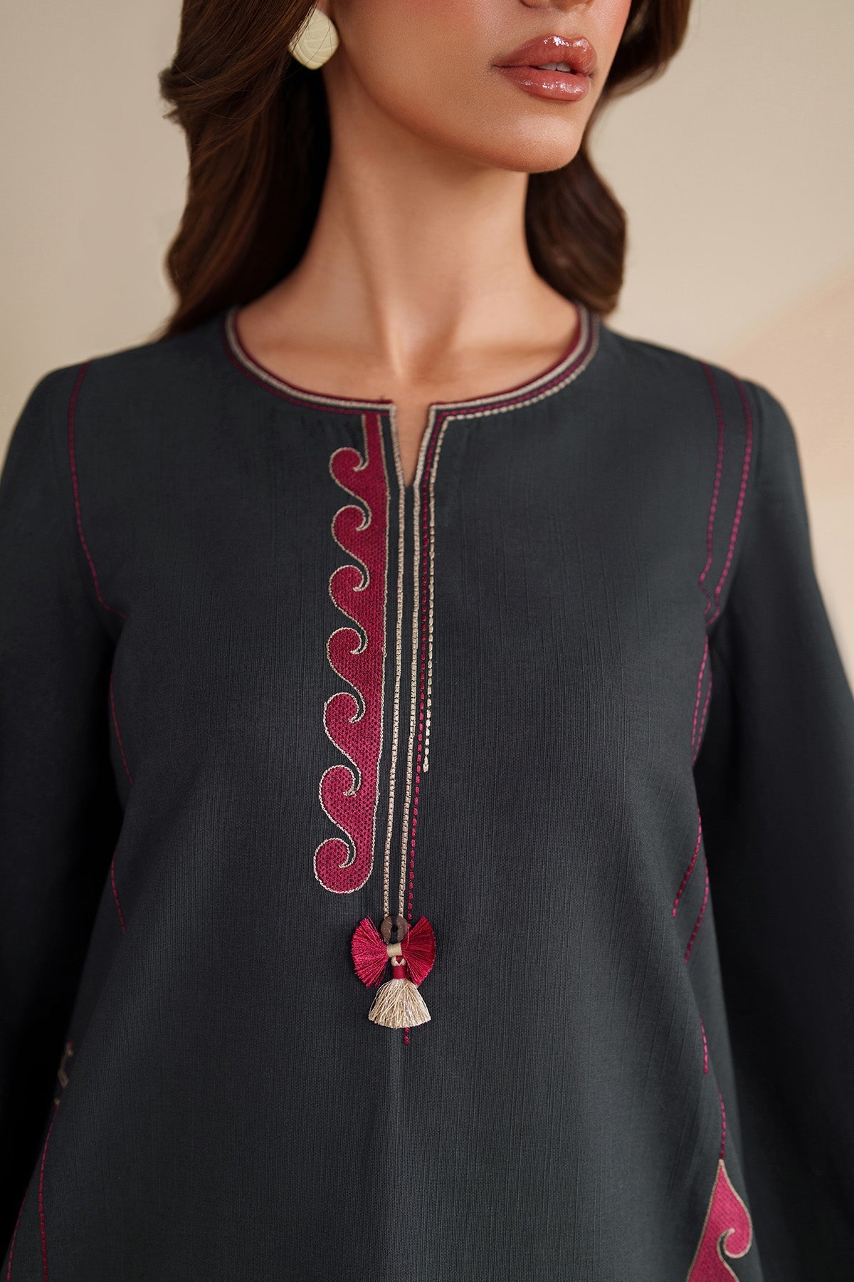 EMBROIDERED KHADDAR UW-0227