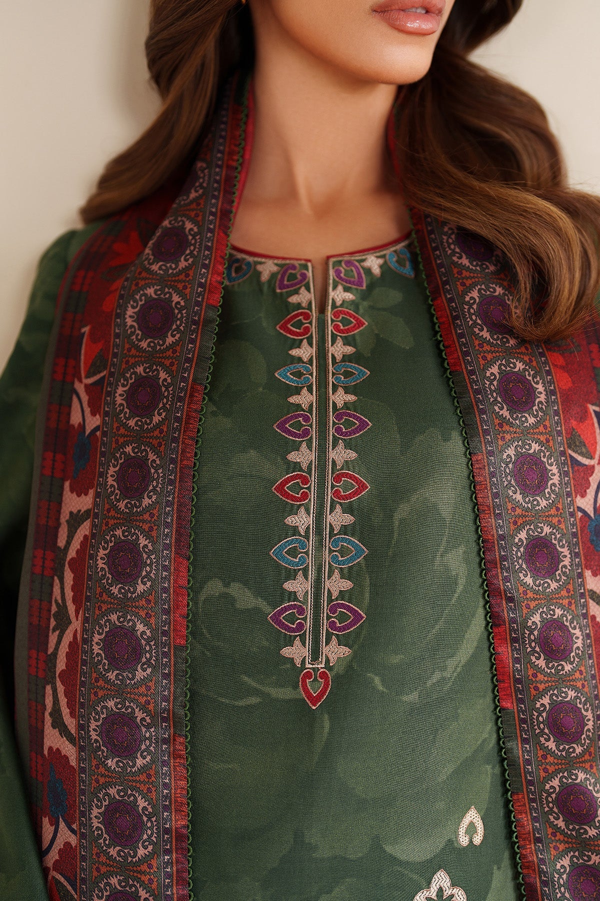 EMBROIDERED PREMIUM VISCOSE UW-0236