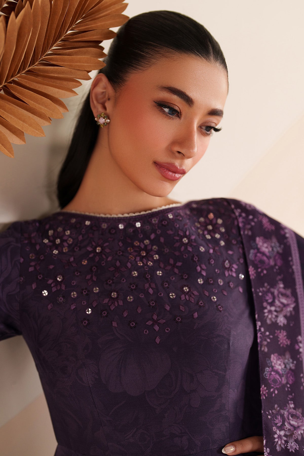 EMBROIDERED PREMIUM VISCOSE UW-0244