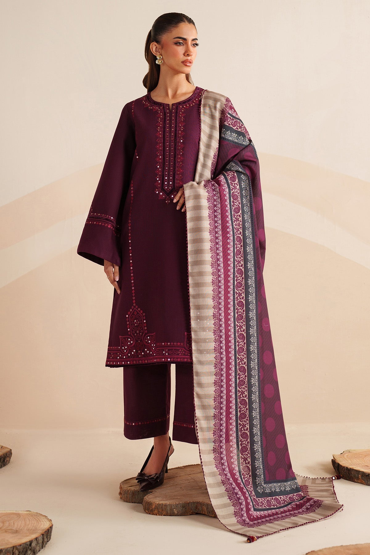 EMBROIDERED KHADDAR UW-0220