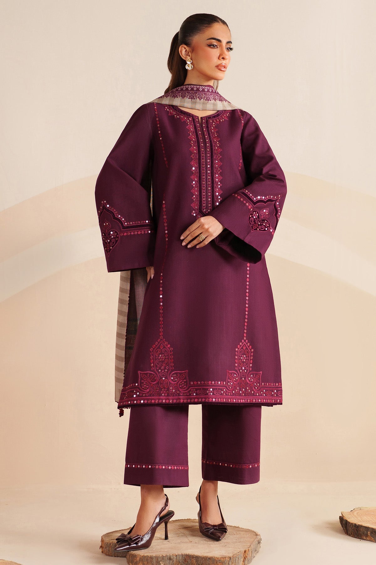 EMBROIDERED KHADDAR UW-0220