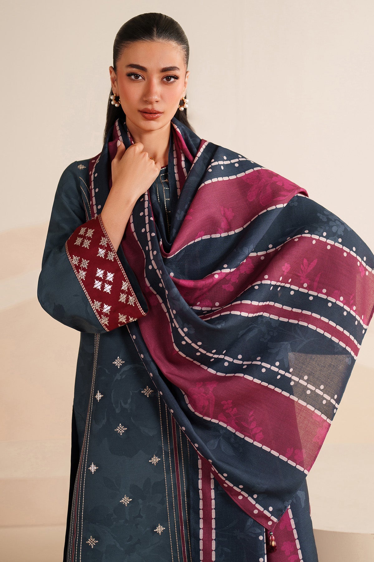 EMBROIDERED PREMIUM VISCOSE UW-0224