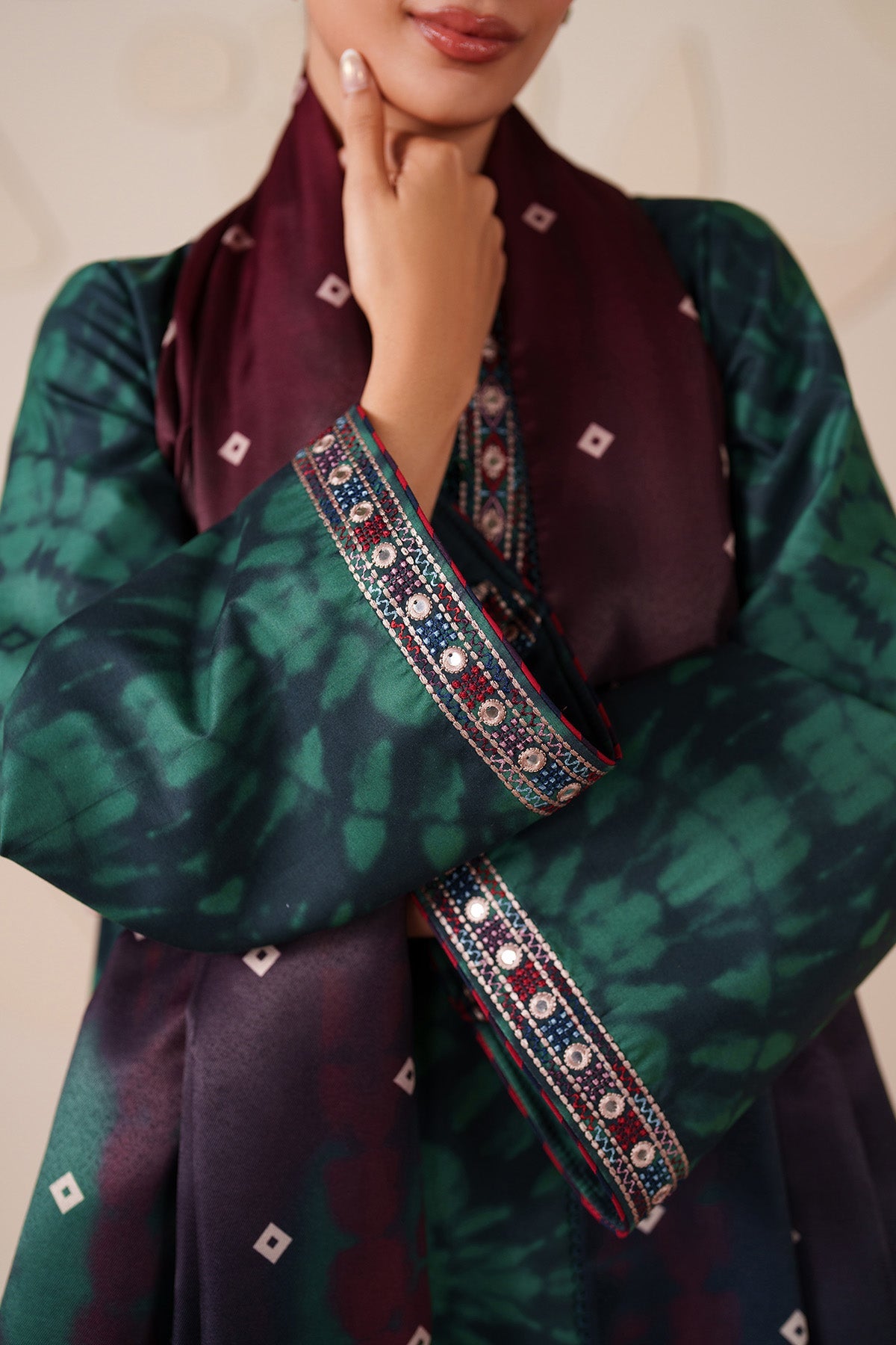 EMBROIDERED PREMIUM VISCOSE UW-0232