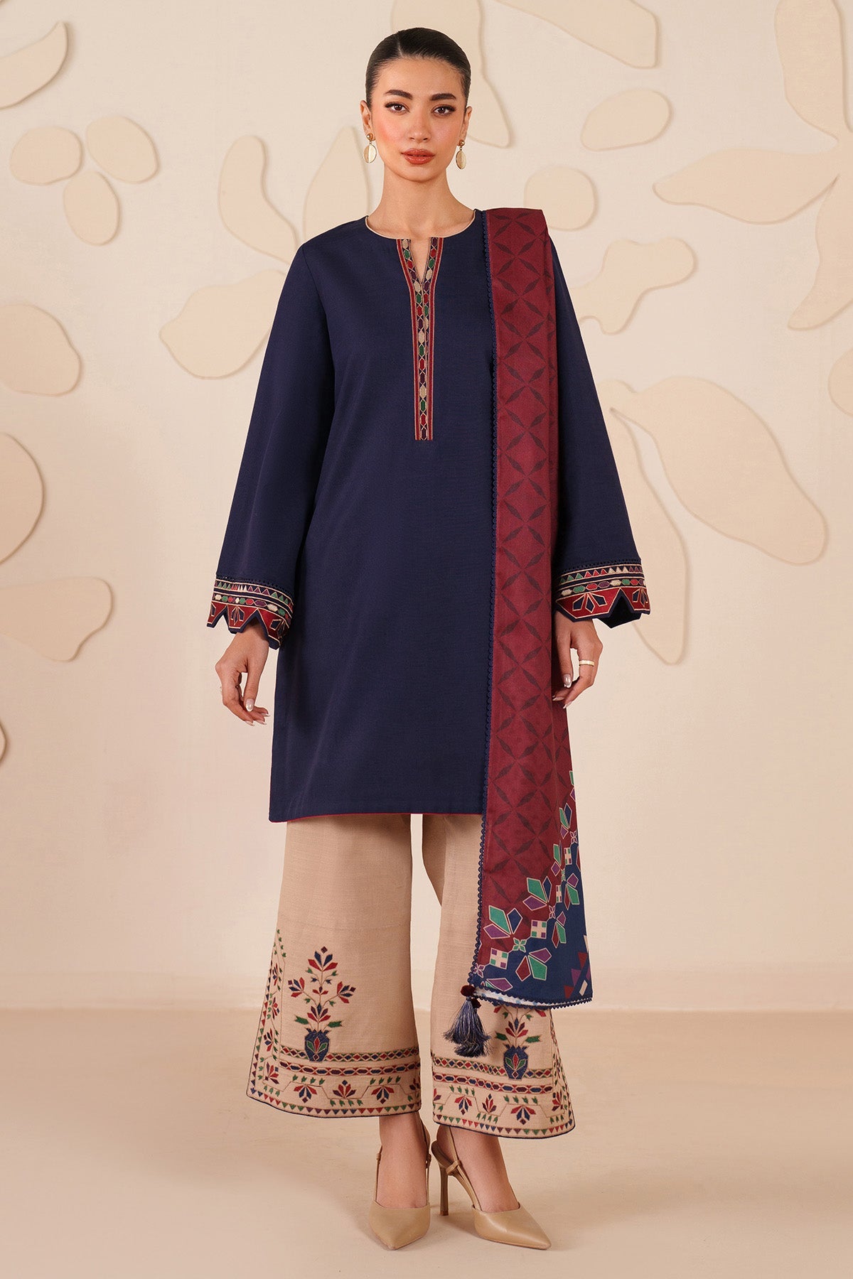 EMBROIDERED KHADDAR UW-0219