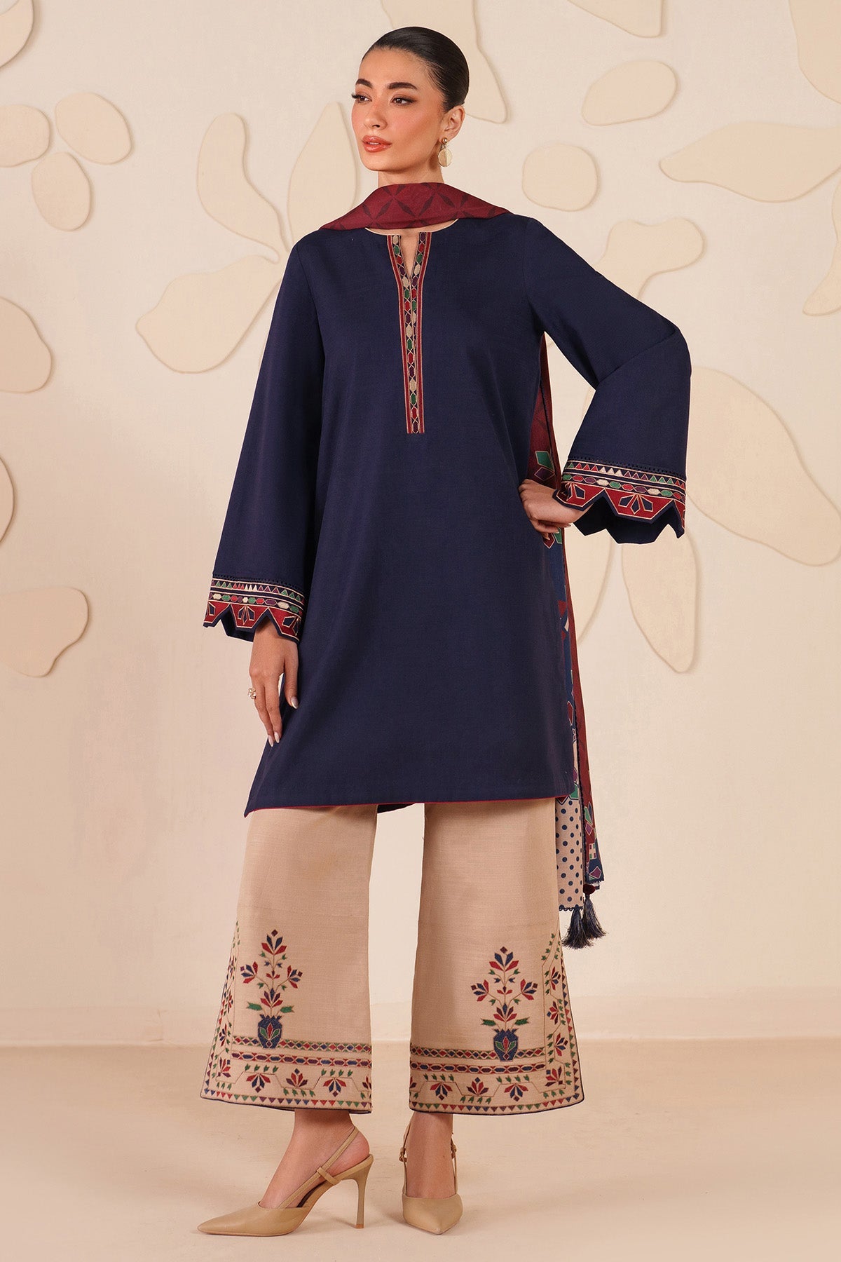 EMBROIDERED KHADDAR UW-0219
