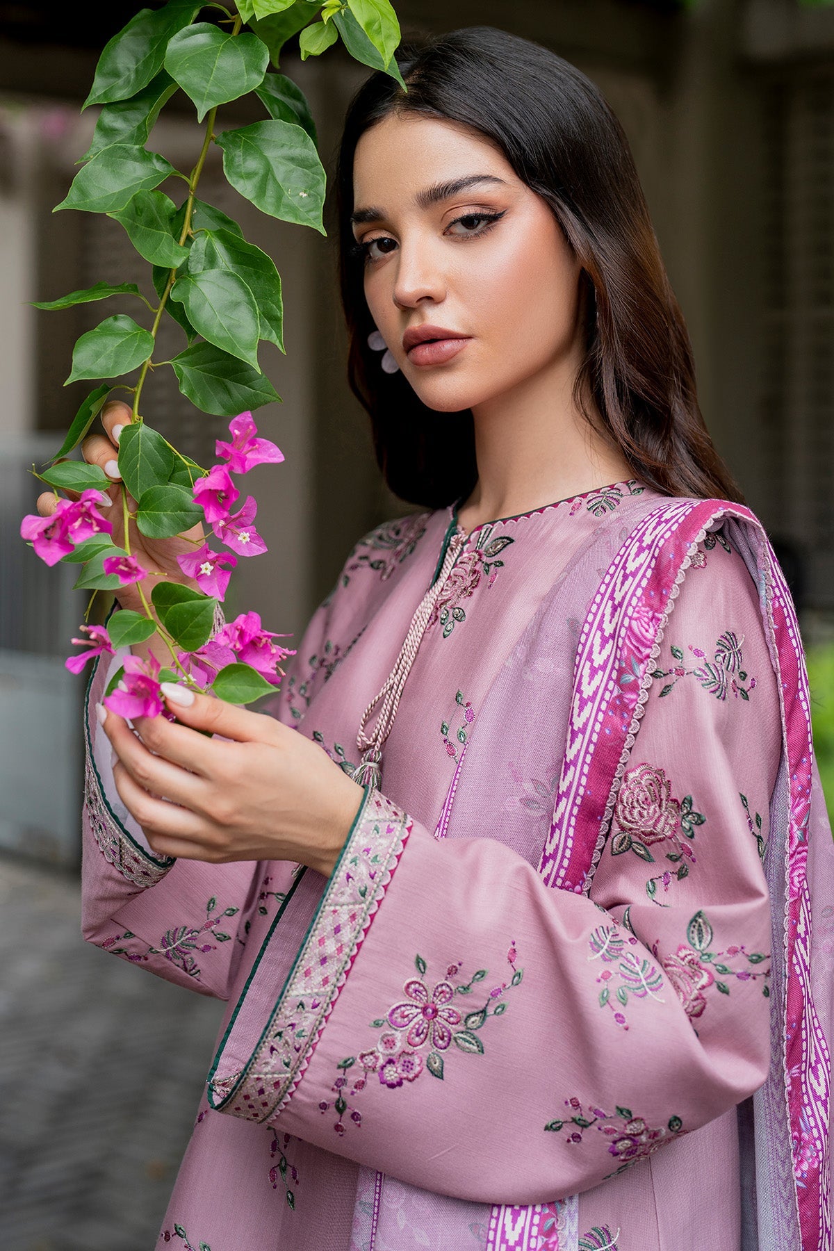 EMBROIDERED KHADDAR UW-0054