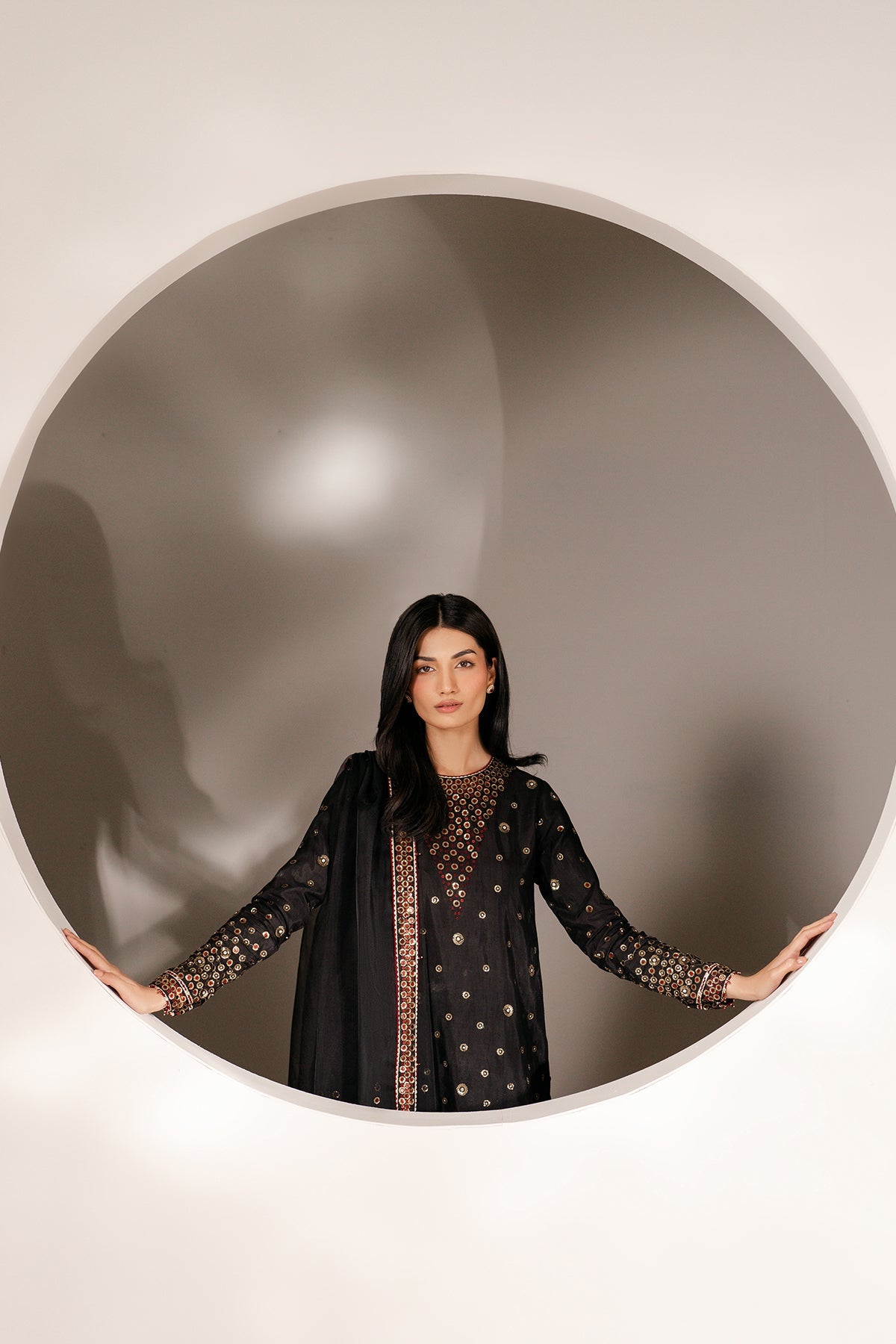 Embroidered Raw Silk UR-7054