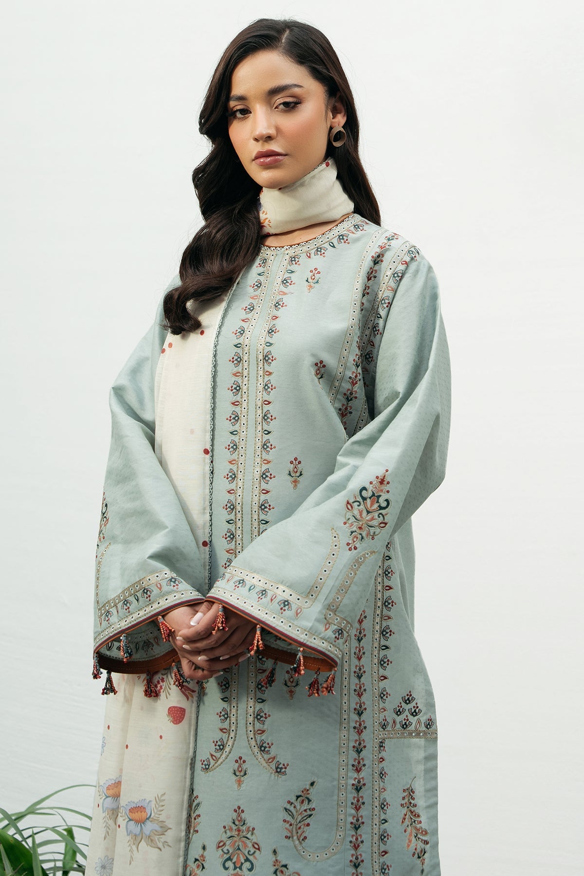 EMBROIDERED DOBBY LAWN USE-9180