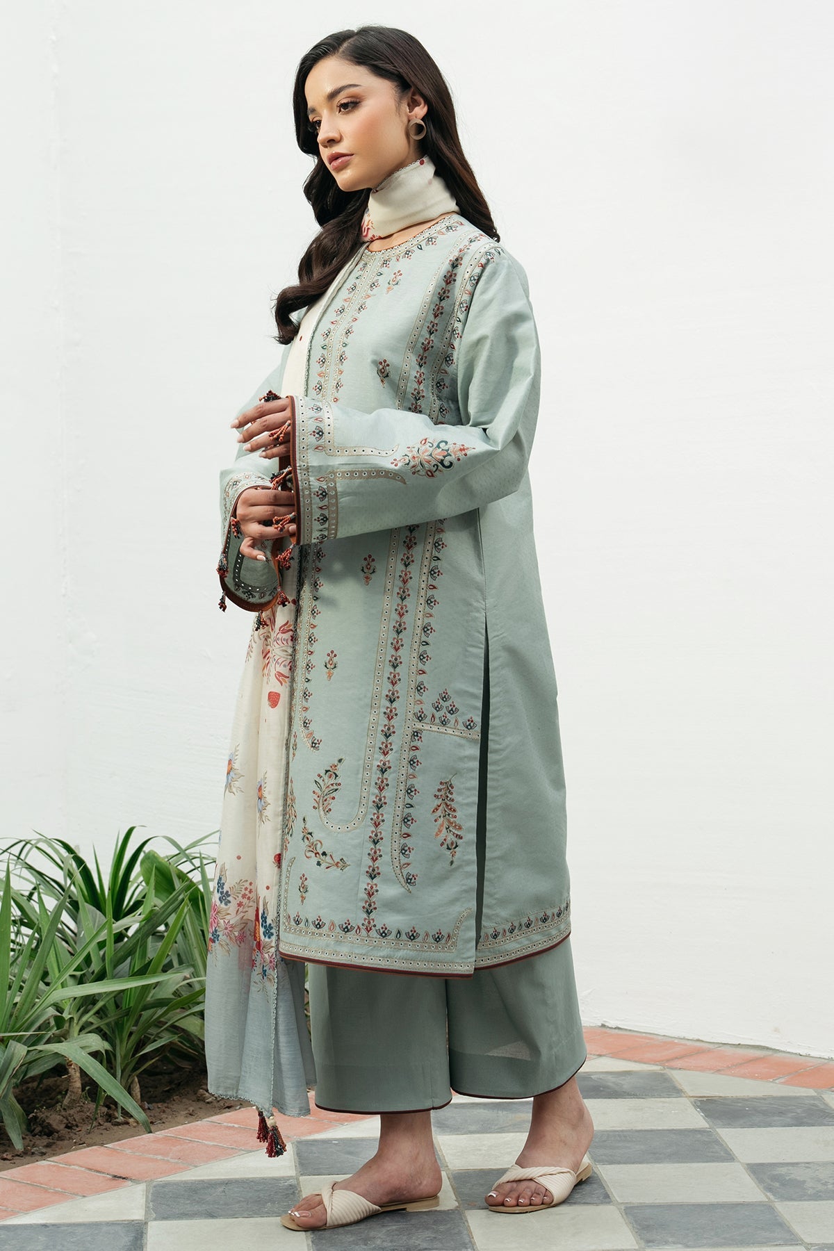 EMBROIDERED DOBBY LAWN USE-9180