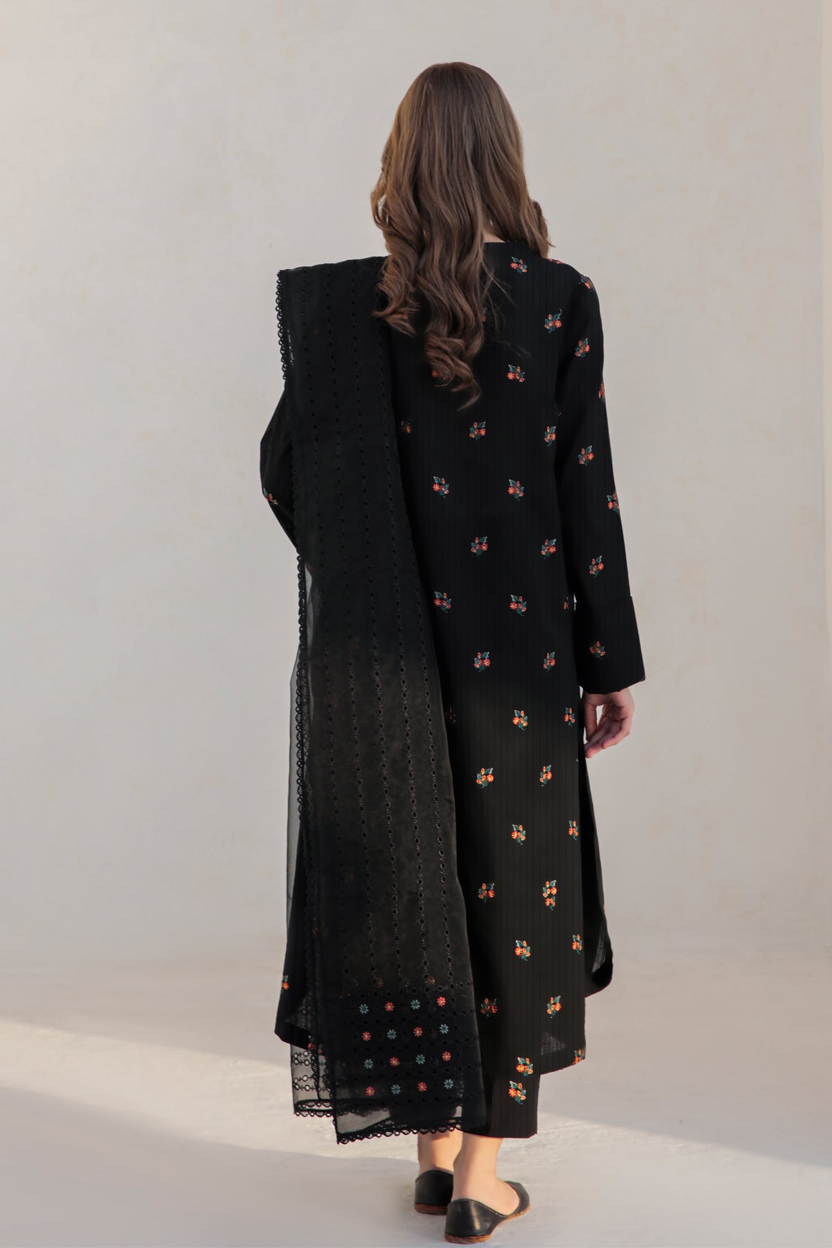 EMBROIDERED LAWN RTW-9001