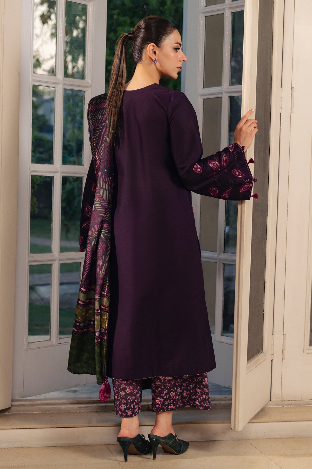EMBROIDERED LAWN RTW-9370
