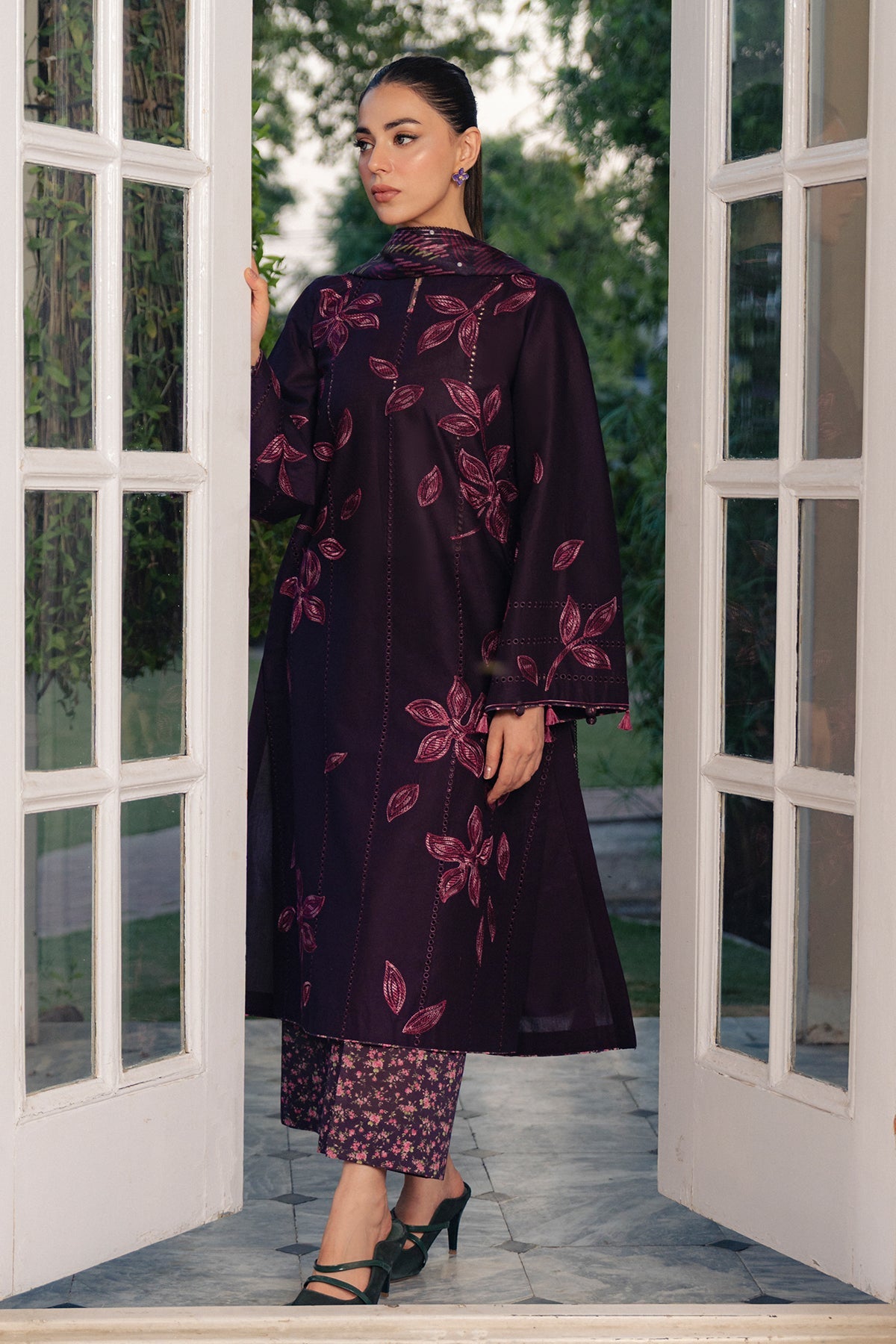 EMBROIDERED LAWN RTW-9370