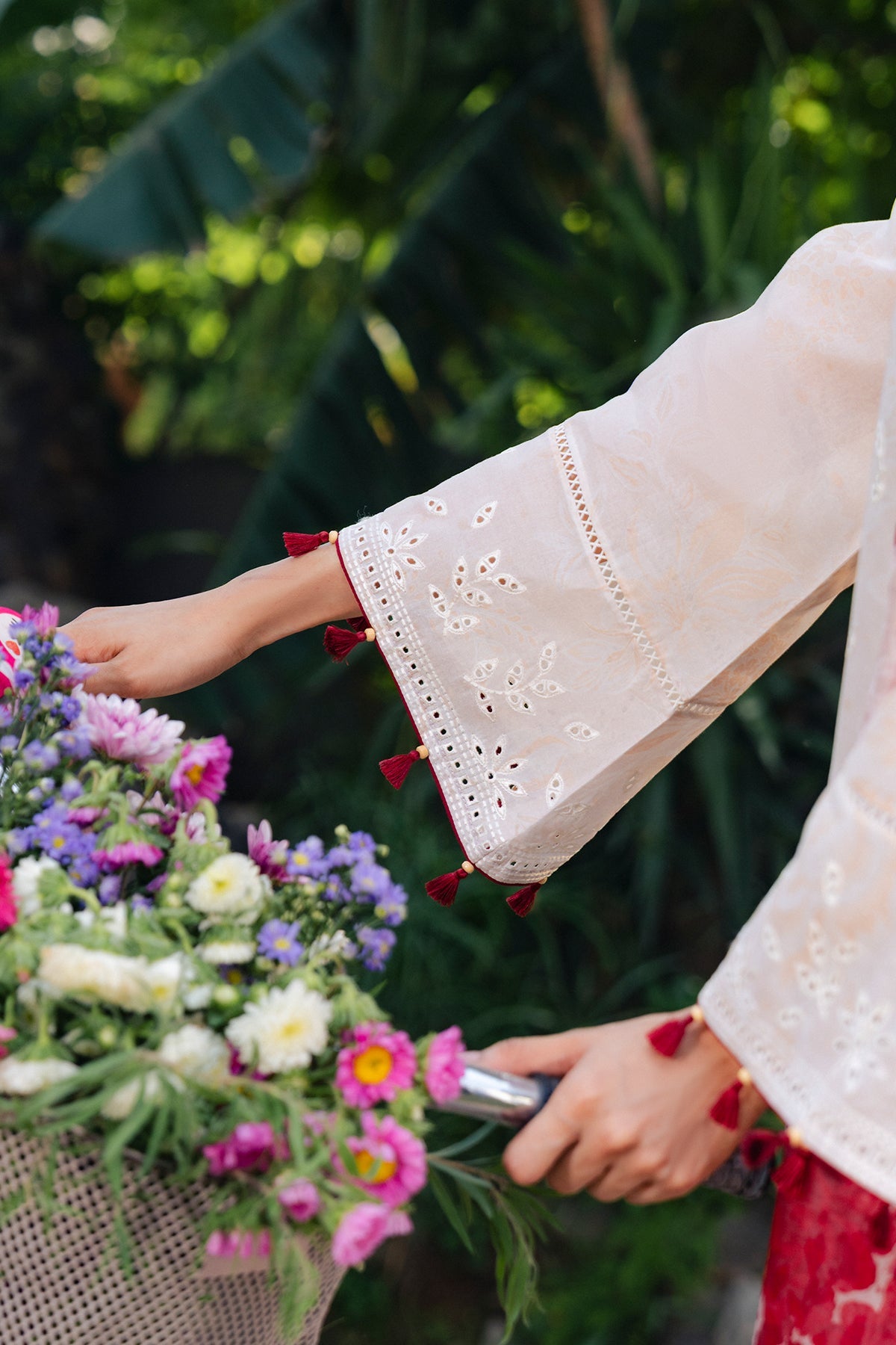 EMBROIDERED LAWN RTW-9360